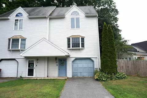 71 Felton St #71, Lowell, MA 01852
