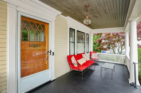 15 Larcom Ave, Beverly, MA 01915 photo 4