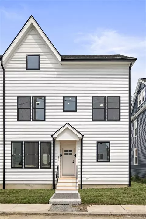 43 Kelvin St #43, Everett, MA 02149