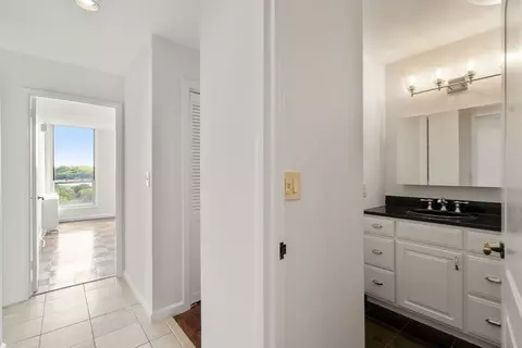 77 Pond Ave #1502, Brookline, MA 02445 photo 21