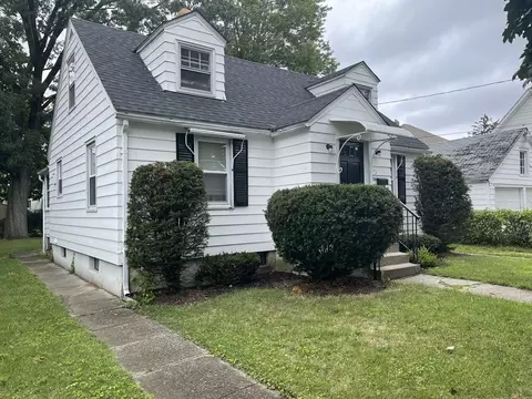 74 Huron St, Springfield, MA 01104 photo 4