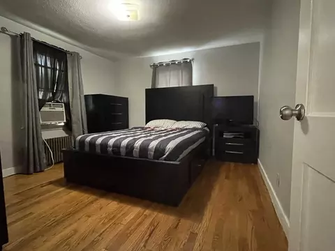 74 Huron St, Springfield, MA 01104 photo 16