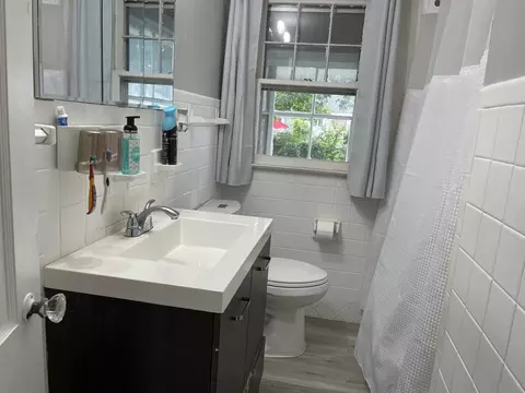 74 Huron St, Springfield, MA 01104 photo 5