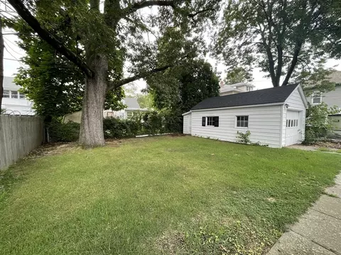 74 Huron St, Springfield, MA 01104 photo 28