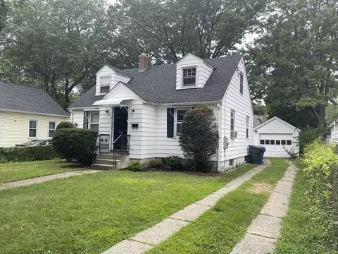 74 Huron St, Springfield, MA 01104 photo 32