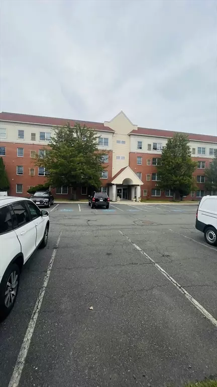 20 Heaths Ct #209, Lynn, MA 01905