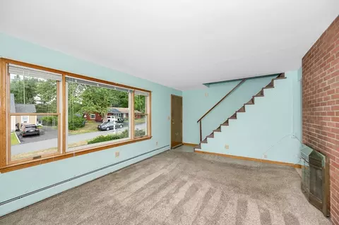 25 Davis Rd, Methuen, MA 01844 photo 8