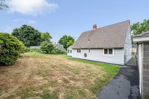 25 Davis Rd, Methuen, MA 01844 photo 6