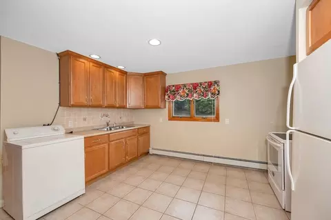 25 Davis Rd, Methuen, MA 01844 photo 12