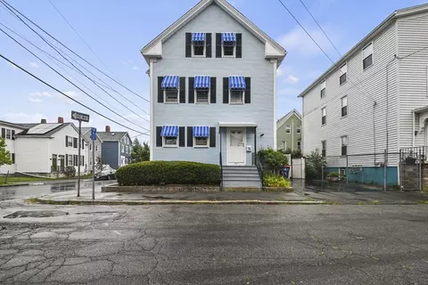 74 Spruce St, New Bedford, MA 02740