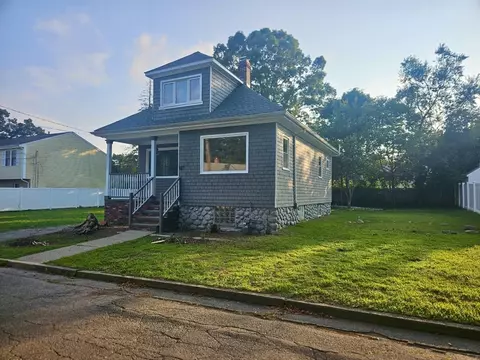 147 Milford St, New Bedford, MA 02745