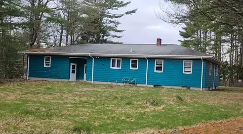 353 Old Westport Rd, Dartmouth, MA 02747