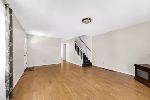 154 Cambridge St, Springfield, MA 01109 photo 6
