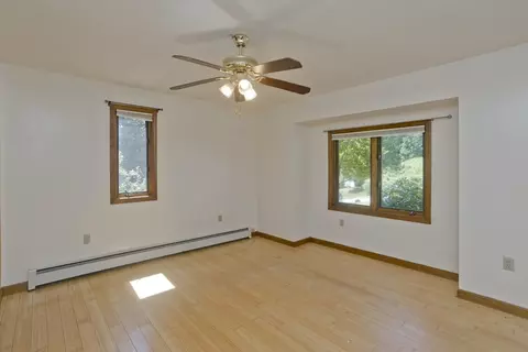 Bedroom - 27 Berkshire Dr, Ware, MA 01082 photo 9 of 9