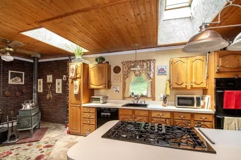 Kitchen - 30 Pond St, Hull, MA 02045 photo 1 of 3