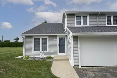 111 Chapin Greene Dr #111, Ludlow, MA 01056
