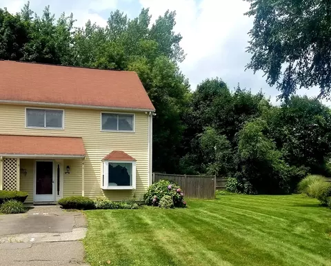 59 Holyoke St #1, Lynn, MA 01905