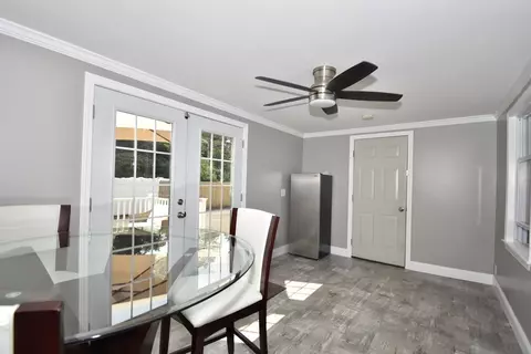 Dining - 48 Gardens Dr, Springfield, MA 01119 photo 4 of 4
