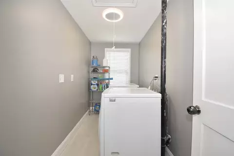 Other - 48 Gardens Dr, Springfield, MA 01119 photo 3 of 6