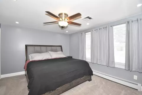 Bedroom - 48 Gardens Dr, Springfield, MA 01119 photo 2 of 11
