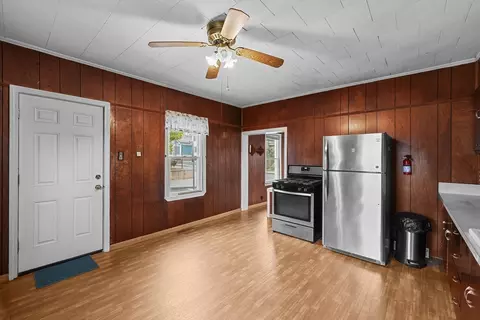 530 Dwelly St, Fall River, MA 02724 photo 16