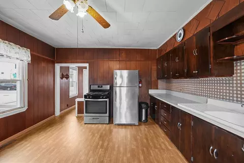 530 Dwelly St, Fall River, MA 02724 photo 18