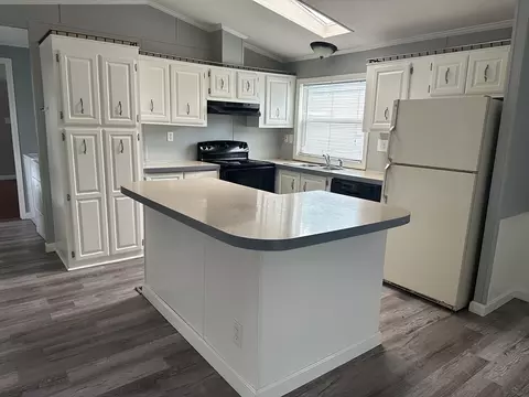 181 Boston Post Rd E #46, Marlborough, MA 01752