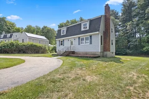 2 Lemire Ct, Chelmsford, MA 01863