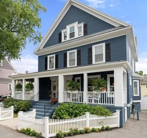 31 Malvern St, Melrose, MA 02176