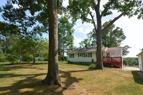 122 Spring St, Millis, MA 02054 photo 9
