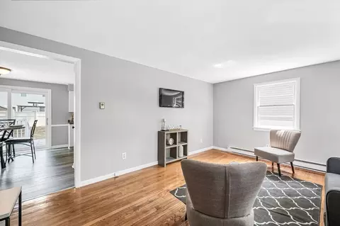 Living - 17 Delmore St, Springfield, MA 01109 photo 5 of 5