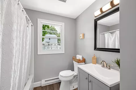 Bath - 17 Delmore St, Springfield, MA 01109 photo 1 of 3