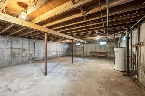 Other - 17 Delmore St, Springfield, MA 01109 photo 2 of 4