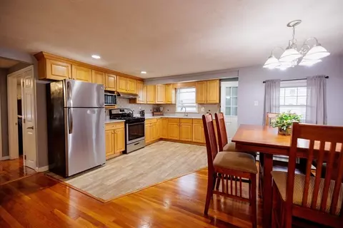 116 Bowler St, Fall River, MA 02723 photo 9