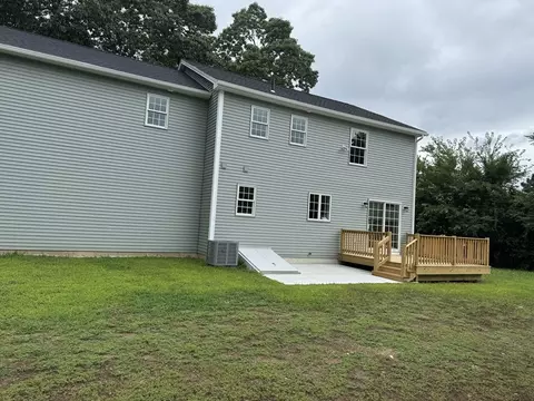 91 Tilton, Springfield, MA 01109 photo 2