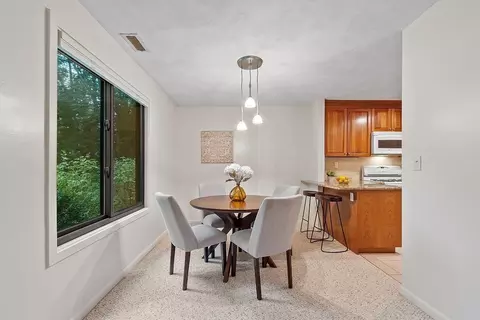 31 Concord Greene #3, Concord, MA 01742
