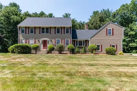 61 Dudley Rd, Billerica, MA 01821