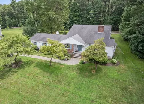 203 Farm Ln, Westwood, MA 02090