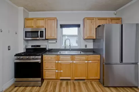 Kitchen - 711 Union St, Springfield, MA 01109 photo 1 of 3