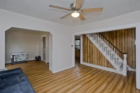 Living - 711 Union St, Springfield, MA 01109 photo 1 of 3