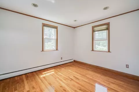 90 Hillside Dr, Springfield, MA 01118 photo 15