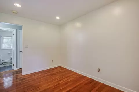 90 Hillside Dr, Springfield, MA 01118 photo 16