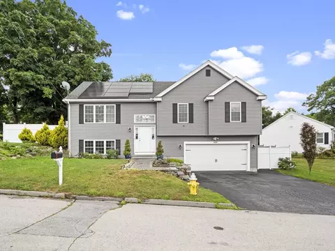 27 Carpenter Ave, Worcester, MA 01605