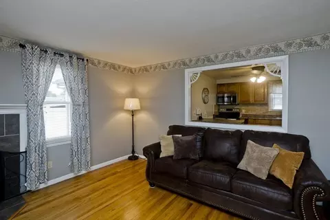 Living - 32 Silvin Rd, Chicopee, MA 01013 photo 4 of 5