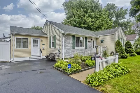 Exterior - 32 Silvin Rd, Chicopee, MA 01013 photo 3 of 6