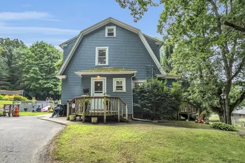 Exterior - 64 Moreland St, Worcester, MA 01609 photo 3 of 11