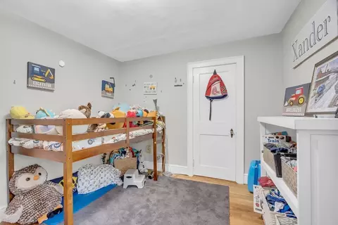 Bedroom - 64 Moreland St, Worcester, MA 01609 photo 1 of 5