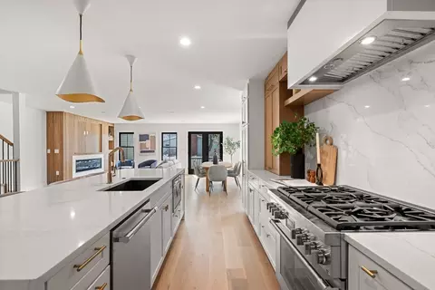 29 Faxon St #1, Newton, MA 02458