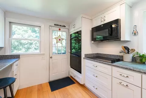 47 Mohawk Dr, Acton, MA 01720 photo 12