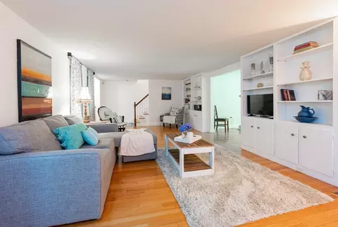 47 Mohawk Dr, Acton, MA 01720 photo 9